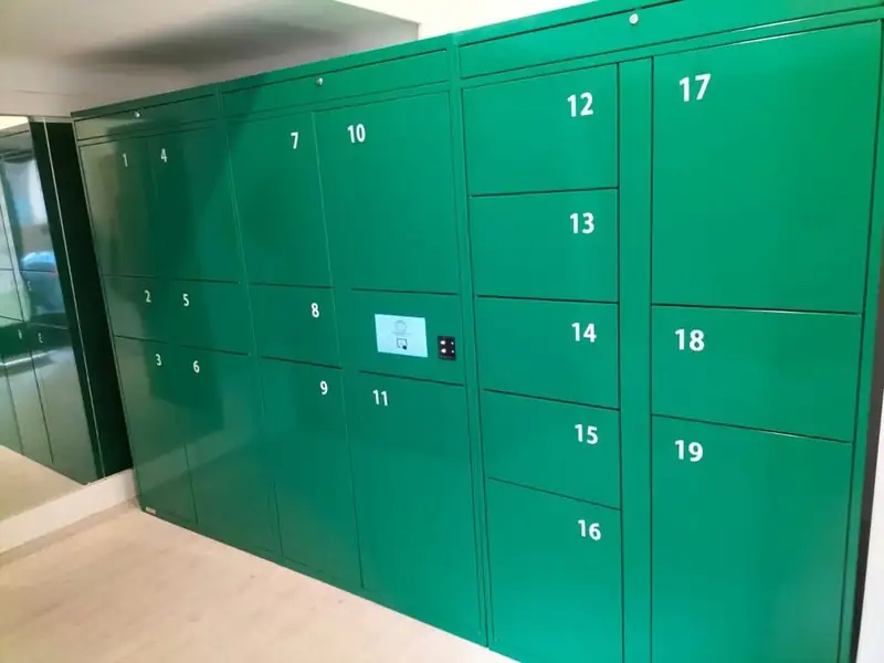 Consigna inteligente Drop Point Systems instalada en San Sebastián
